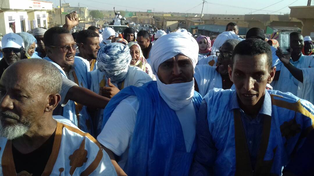 بعض الأطر خلال المسيرة