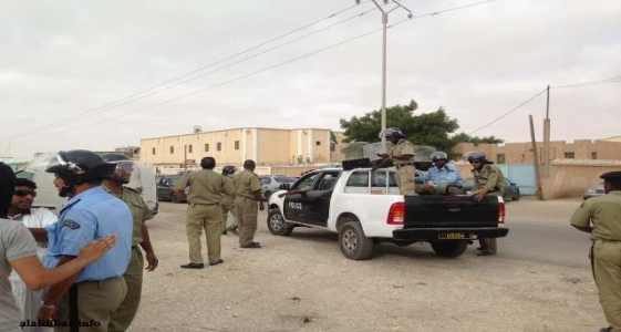 صورة من الشرطة خلال مسيرة سابقة 