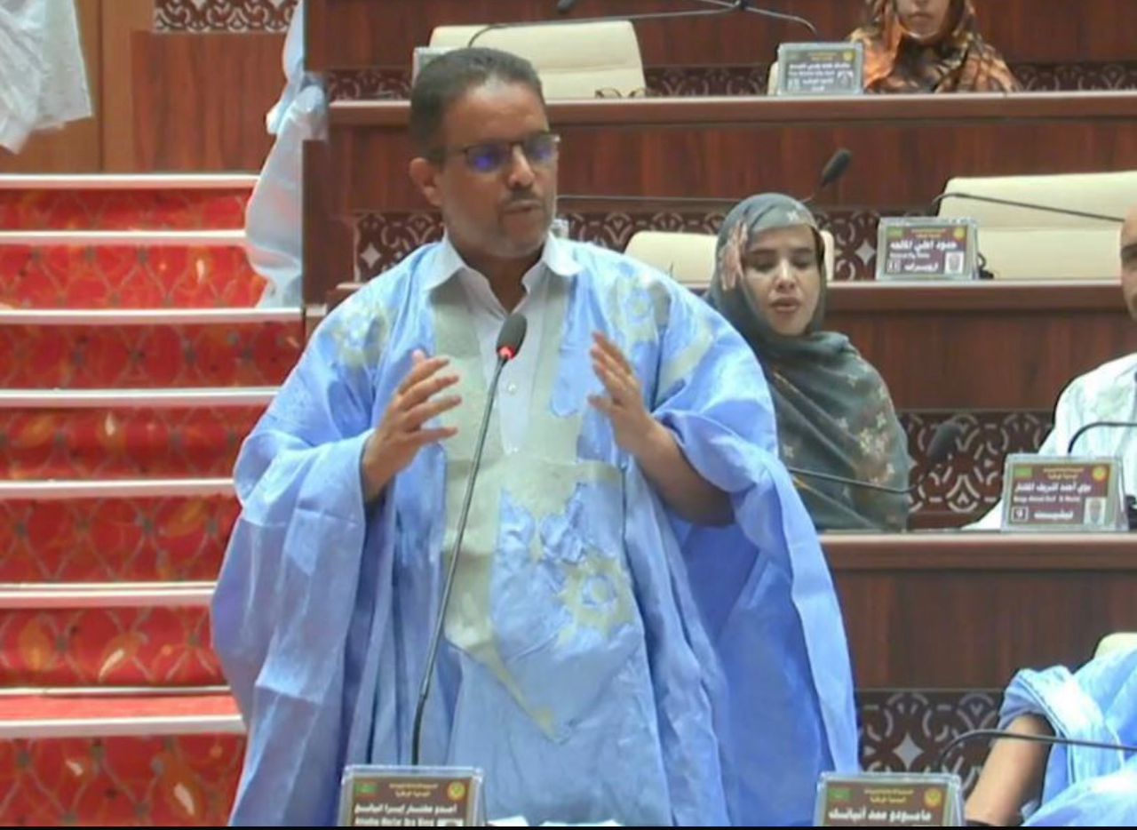 سيد أحمد محمد الحسن ـ برلماني عن مدينة أكجوجت