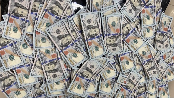 زويرات..تفكيك شبكة لترويج الدولار المزور