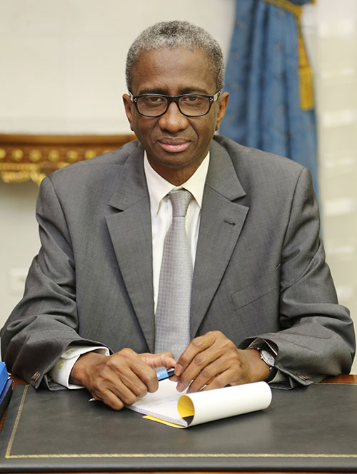 وزير الدفاع