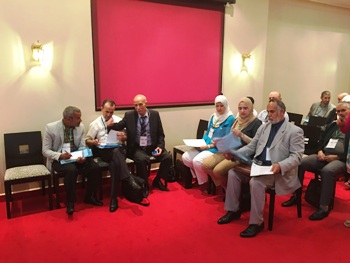 من داخل قاعة الملتقى
