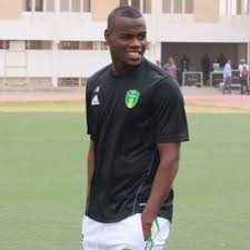 علي اعبيد: اللاعب الدولي الموريتاني الذي وقع مع نادي فالانسيان الفرنسي