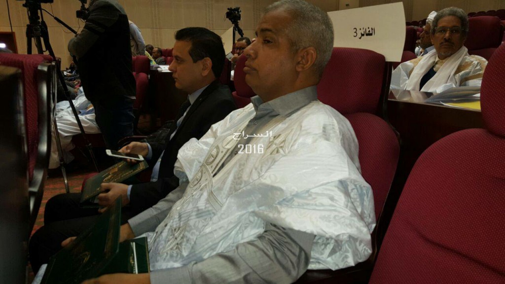 " أحد الفائزرين"
