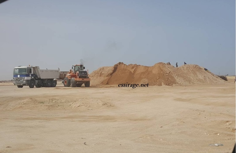 " ترميم الطرق داخل المطار القديم "