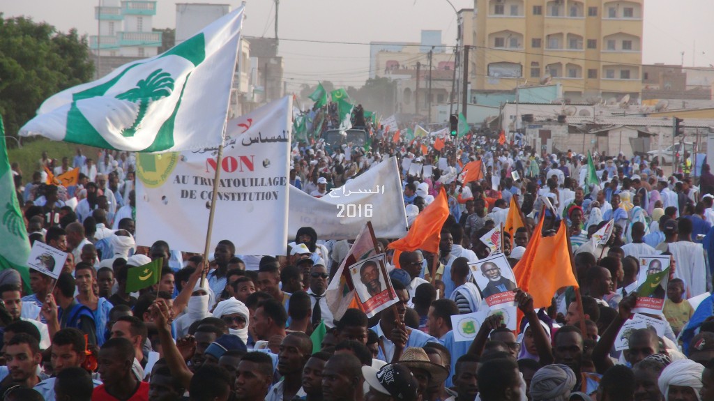 " صورة من المسيرة "