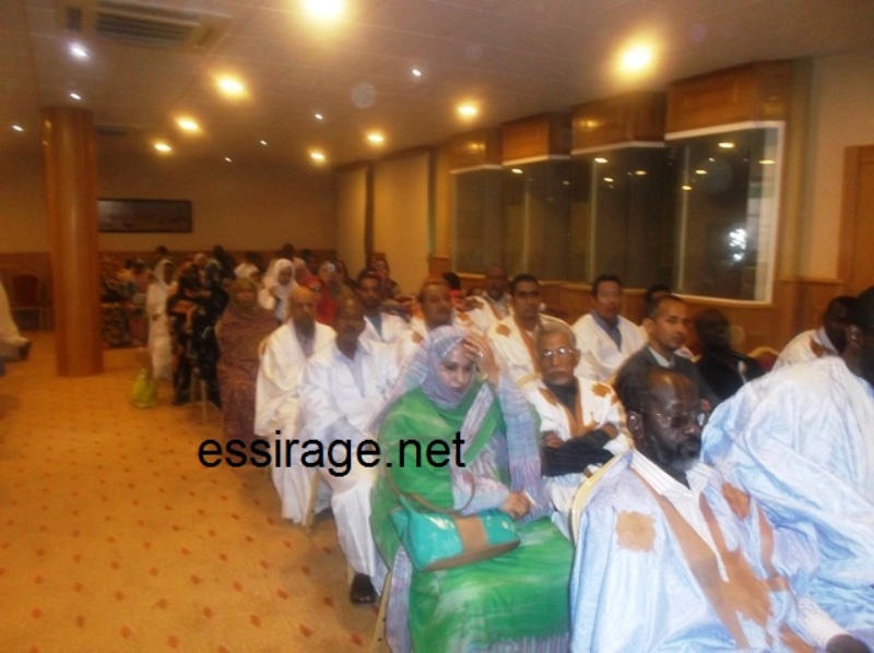 "جانب من الحضور"