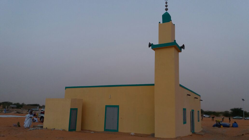 " صورة من المسجد "
