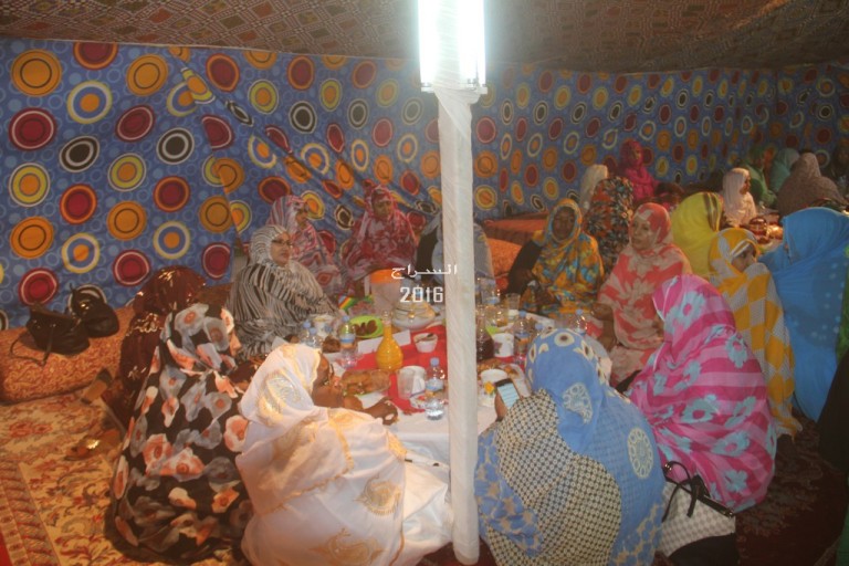 جانب من الحضور النسوي خلال الإفطار 