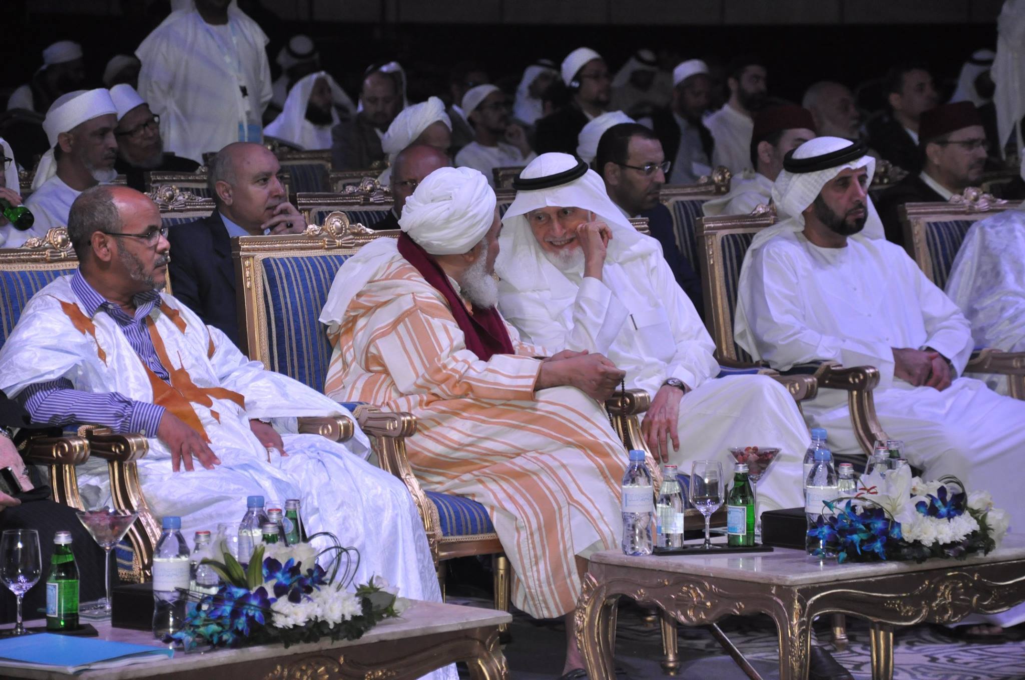 المؤتمر في دورته الأولى 