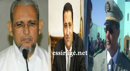 من اليمين مدير الجمارك وزير المالية رئيس تواصل