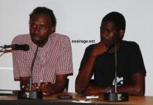 رئيس منظمة "السلام عليكم الثقافية" في موريتانيا ورئيس JT Rappé السنغالية أثناء المؤتمر الصحفي الذي أقيم بالمعهد الفرنسي بنواكشوط (السراج)