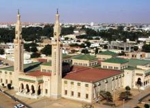 جانب من العاصمة الموريتانية نواكشوط - يظهر في الصورة المسجد الجامع "السعودي"
