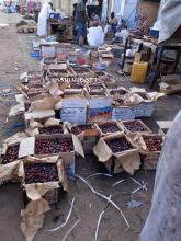صورة من سوق التمور فى أطار 