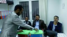 الرئيس الجديد خلال إدلائه بصوته 