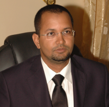 أحمد ولد أهل داوود: وزير الشؤون الإسلامية والتعليم الأصلي.